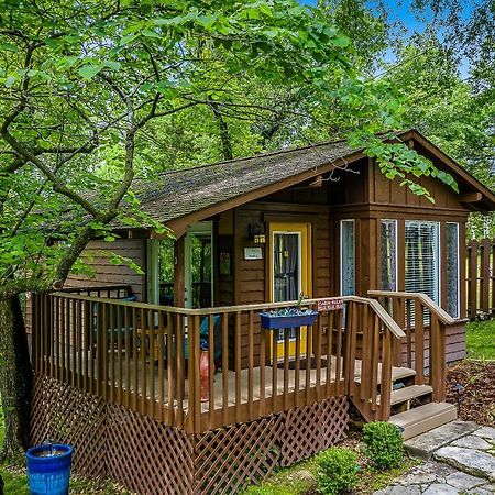 The Woods Cabins Eureka Springs Buitenkant foto