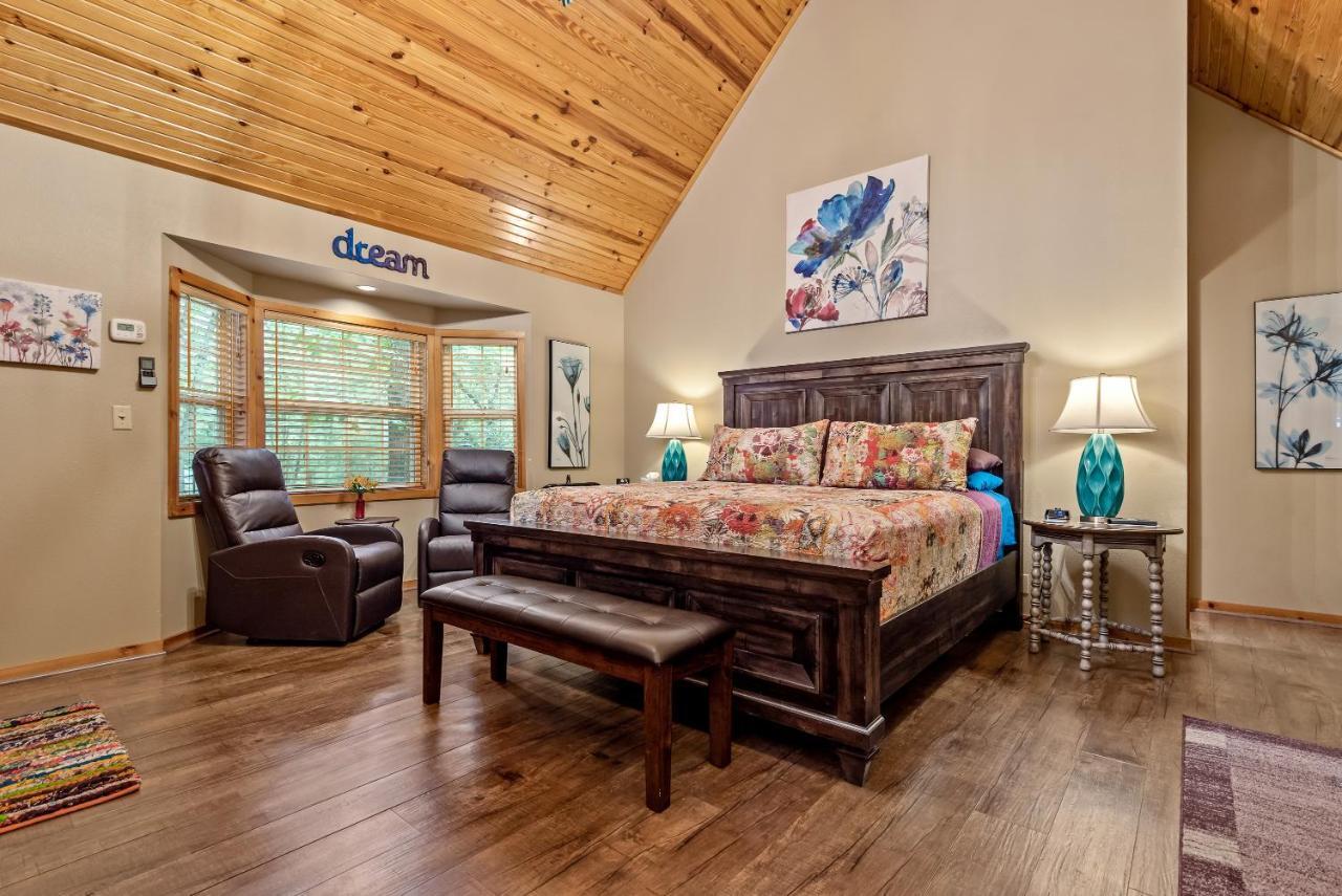 The Woods Cabins Eureka Springs Buitenkant foto