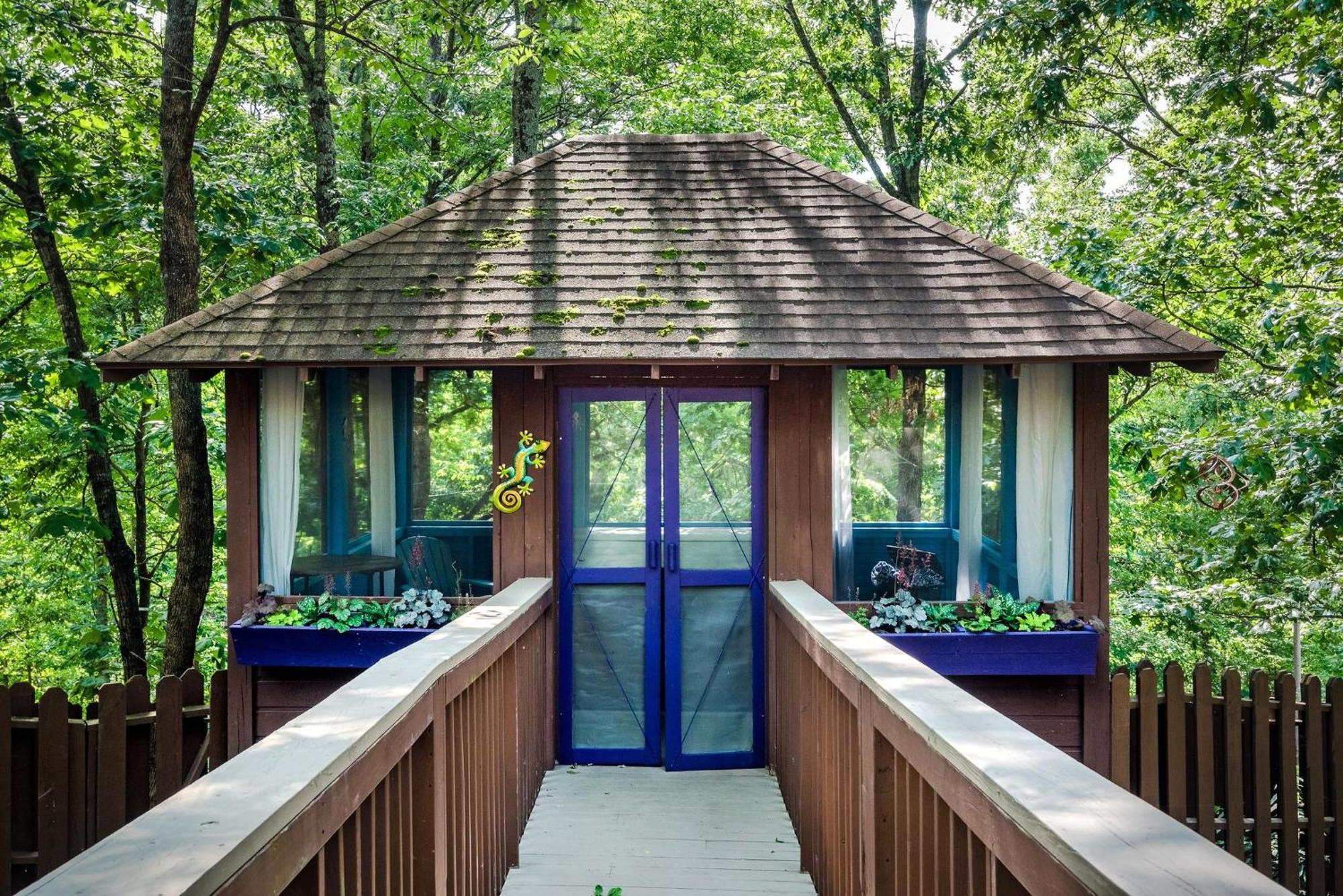 The Woods Cabins Eureka Springs Buitenkant foto