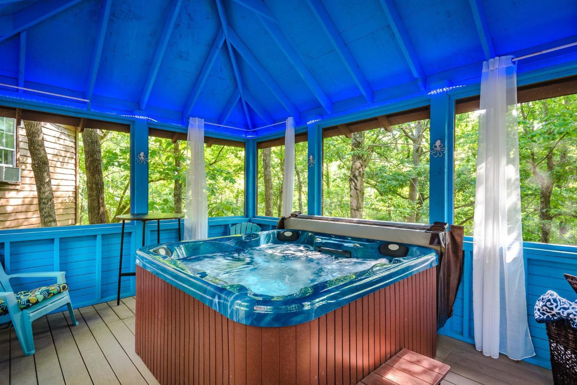 The Woods Cabins Eureka Springs Buitenkant foto