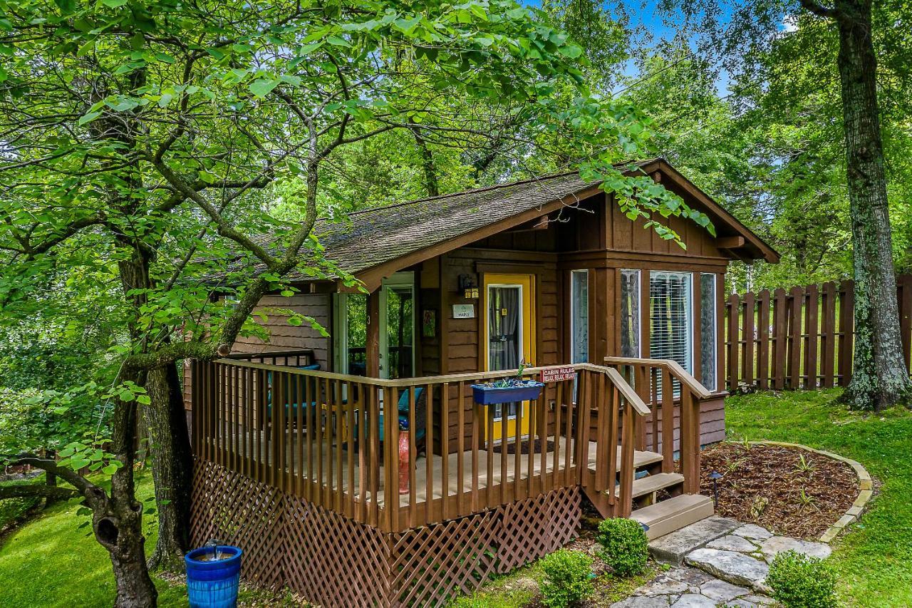 The Woods Cabins Eureka Springs Buitenkant foto