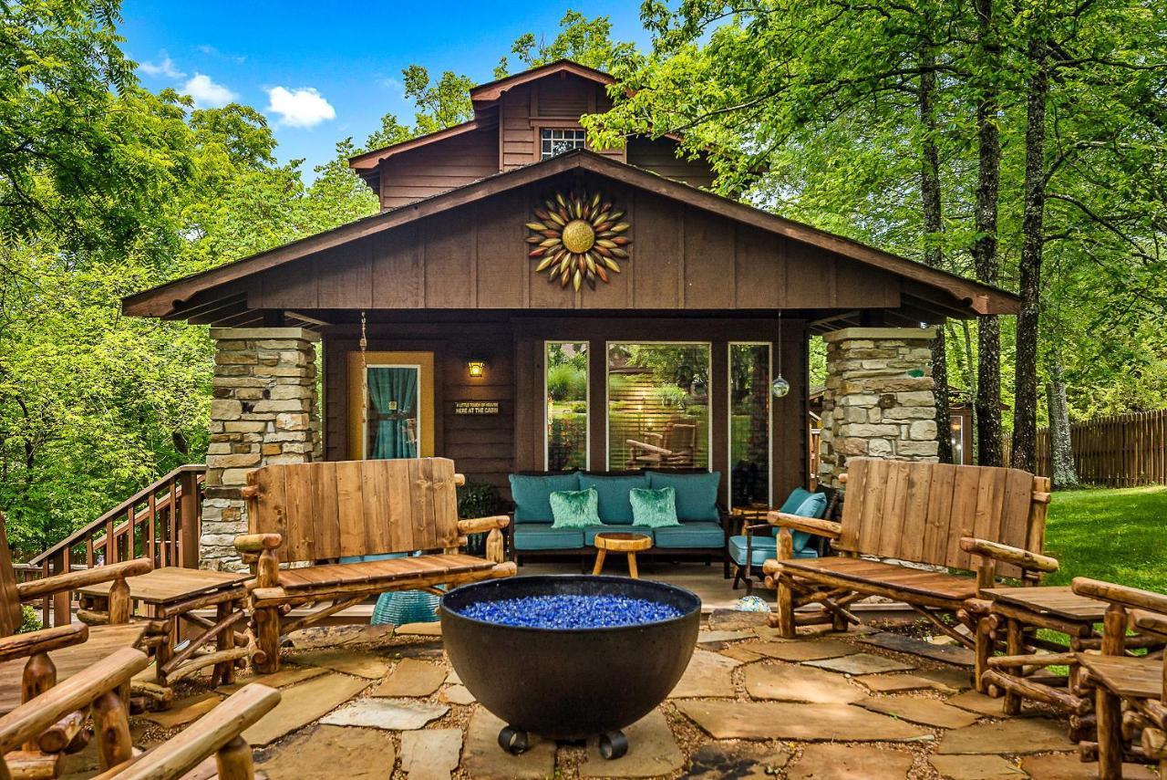 The Woods Cabins Eureka Springs Buitenkant foto